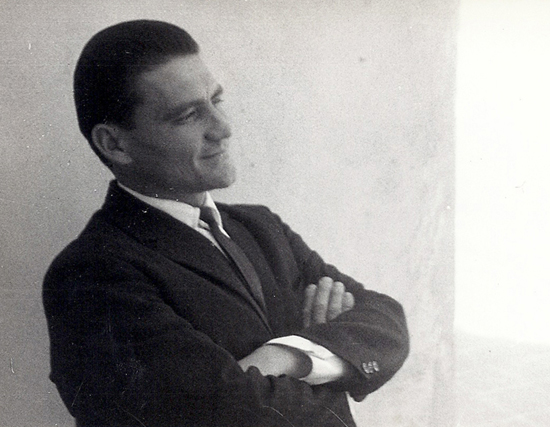  Daniel Moyano en Córdoba a mediados de los años 50 
		 Fuente: Imagen cortesía de la familia Moyano 