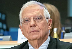 Josep Borrell (La Pobla de Segur [Lleida], 1947) ejerce la presidencia del Parlamento Europeo desde el 20 de julio de 2004 hasta el 16 de enero de 2007.