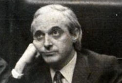 José Pedro Pérez Llorca, en el Congreso de los Diputados, como ministro de Asuntos Exteriores (9 de septiembre de 1980-1 de diciembre de 1981) en el III gobierno Suárez (1979-1981). Fuente: Wikipedia. Ministerio de la Presidencia. Gobierno de España.
