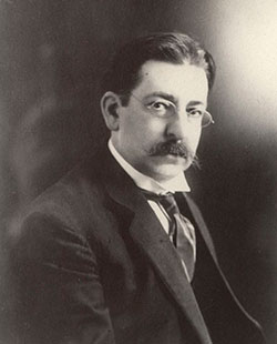 Rodó hacia 1913, en la época de «El Mirador de Próspero» (Fuente: Imagen cortesía del Archivo Literario de la Biblioteca Nacional de Uruguay)