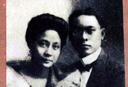 Matrimonio de Veyra. Jaime C. de Veyra (1873-1963) a la derecha. Fotografía cedida por la familia.