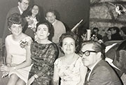 Margo Glantz con Rosario Castellanos, María Carmen Millán, Ricardo Guerra y Juan Ibáñez entre otros. Foto: Archivo personal de la autora