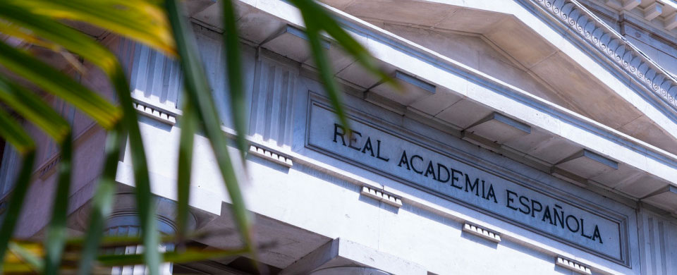 Imagen de la fachada de la Real Academia Española