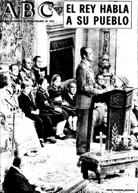  Juramento de Juan Carlos de Borbón como Rey de España ante las Cortes (22 noviembre 1975). 