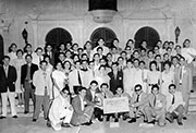 Sergio Ramírez (última fila de pie, séptimo por la derecha) durante el I Congreso Nacional de Estudiantes Universitarios celebrado en la Universidad Nacional Autónoma de Nicaragua, León en 1959 (Fuente: Archivo personal de Sergio Ramírez)